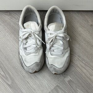 New Balance Women's White and Gray Sneakers